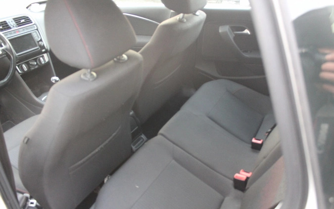 Volkswagen Polo cena 17900 przebieg: 131572, rok produkcji 2017 z Stawiski małe 56